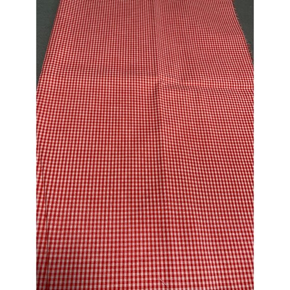 Red & White Gingham Check Cotton Fabric 1/2 Yard 44" Wide Quilting - Picture 1 of 6